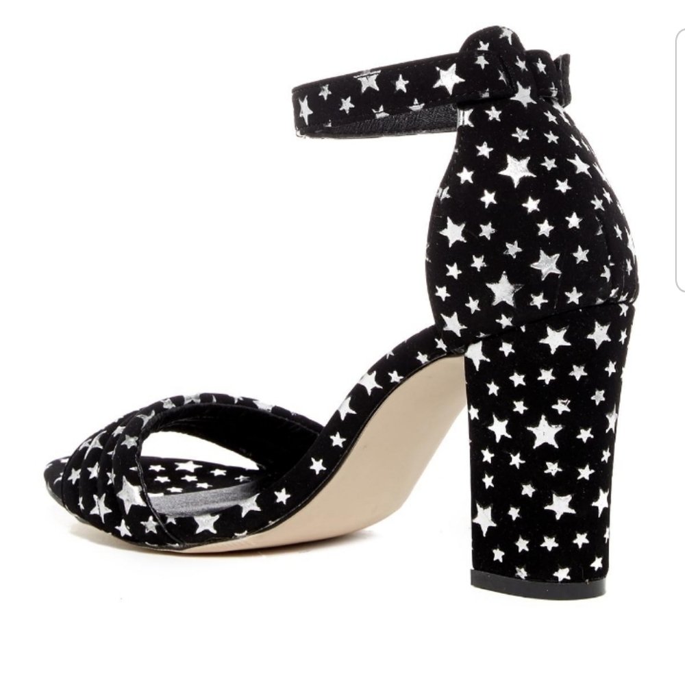 😍😍Madden Girl Brrenna Floral Block Heel Sandal - Picture 2 of 8